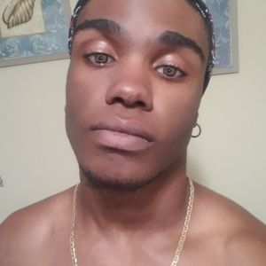 Meet your Posher, Deejae